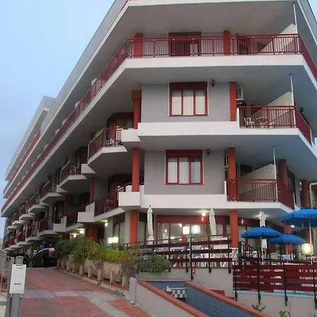 Soleado Hotel